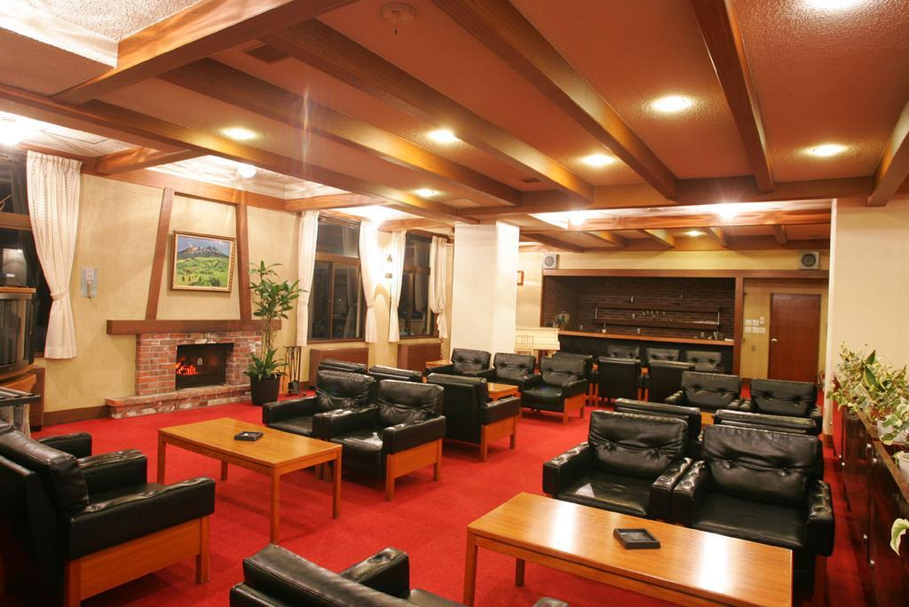 Hotel Villa Montsaint Гудзё Экстерьер фото